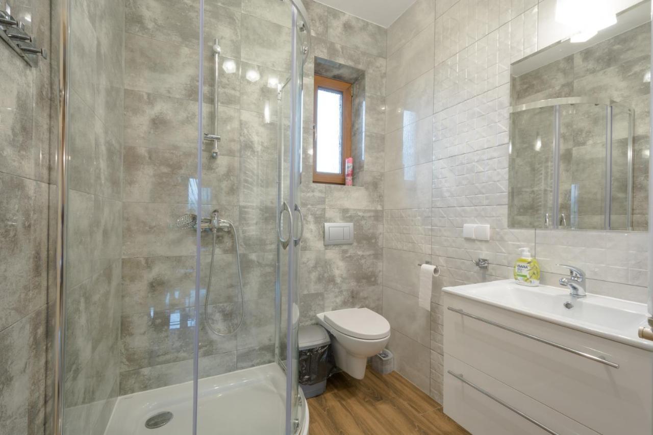 Dw Kinga & Na Granicznej Z Jacuzzi Holiday home